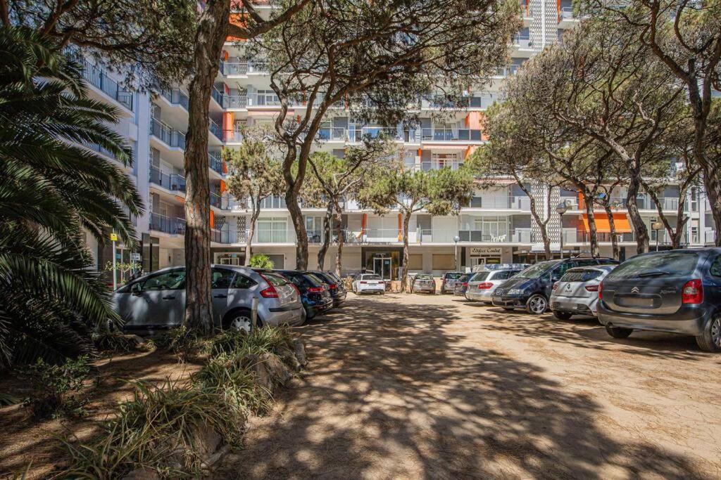 Apartamento Condal Бланес Екстериор снимка