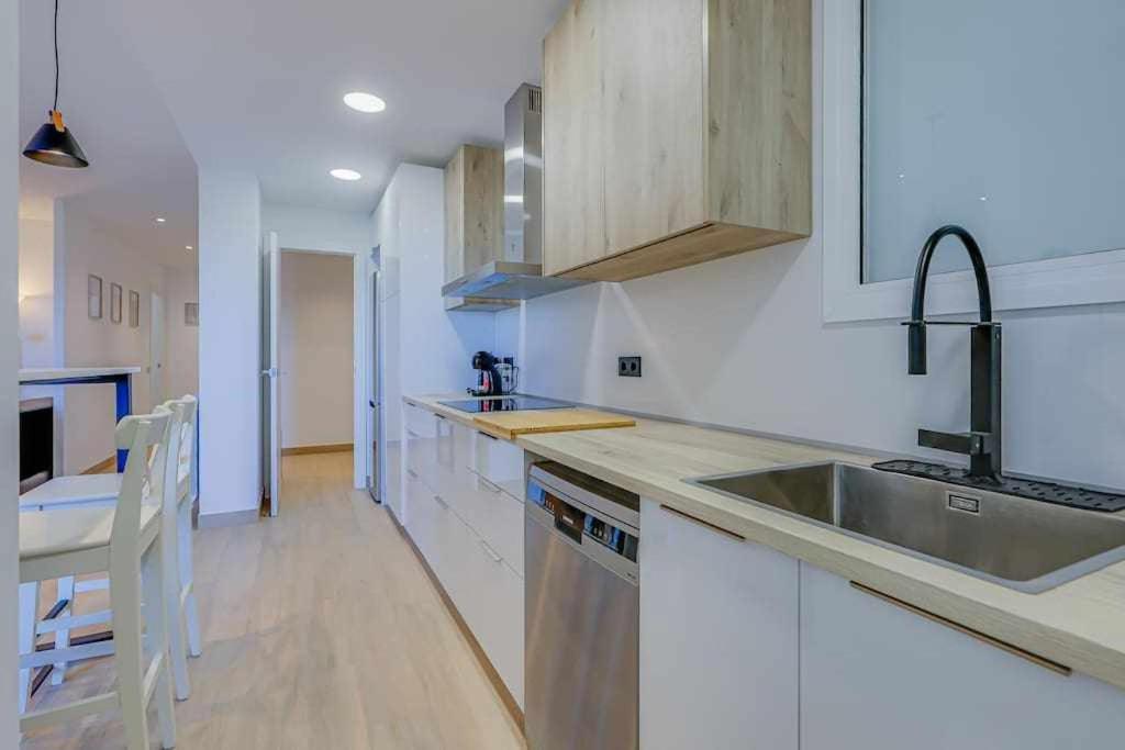 Apartamento Condal Бланес Екстериор снимка