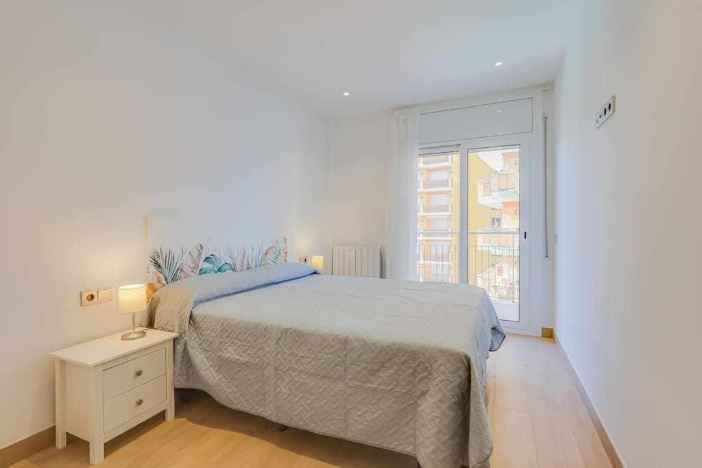 Apartamento Condal Бланес Екстериор снимка